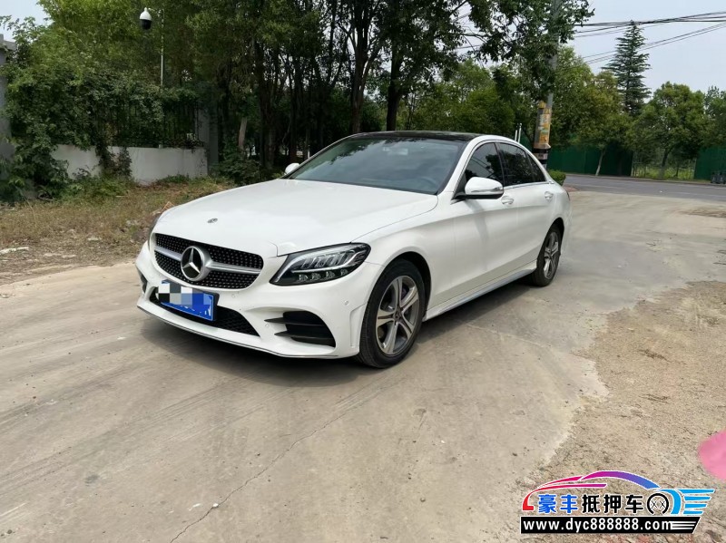 20年奔驰C轿车抵押车出售