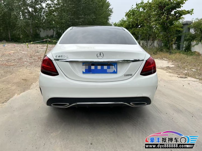 20年奔驰C轿车抵押车出售