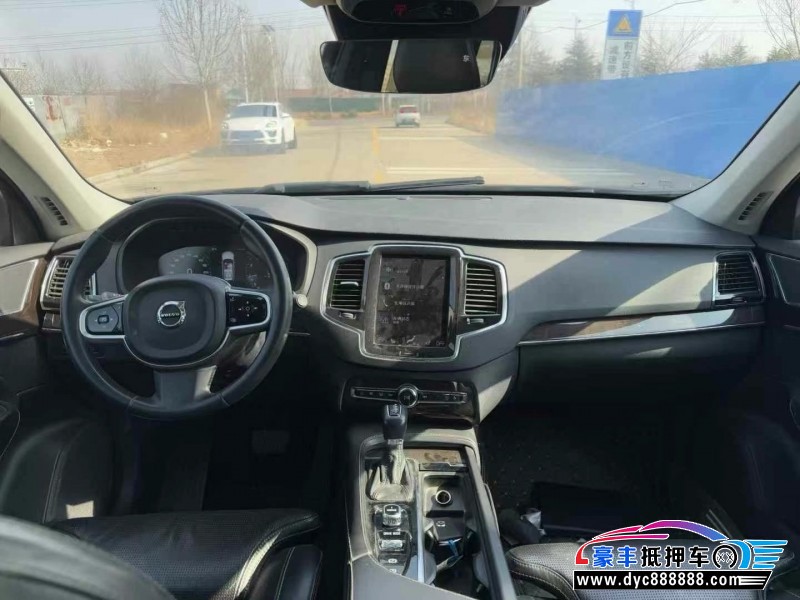 16年沃尔沃XC90轿车抵押车出售