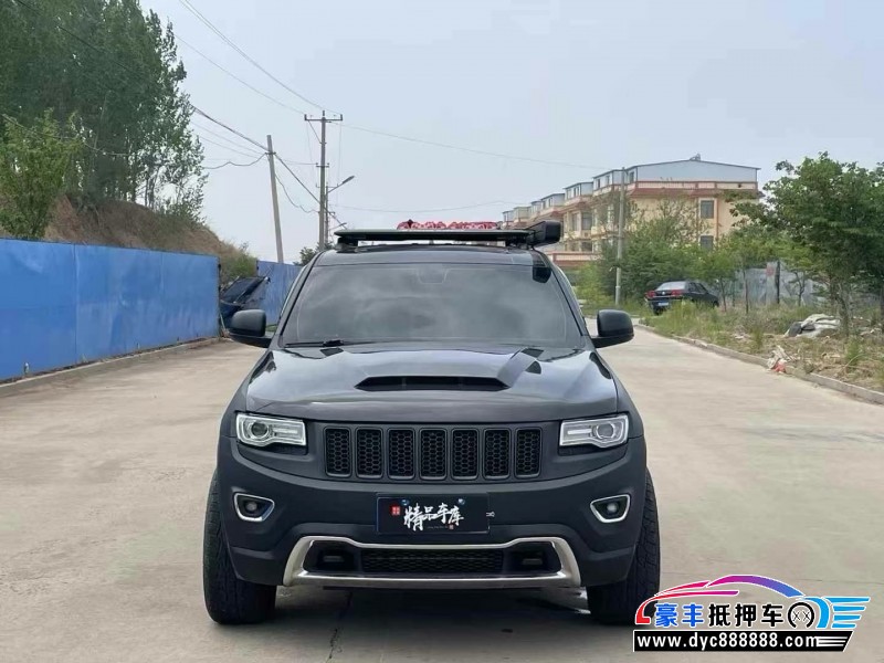 13年Jeep大切诺基轿车抵押车出售