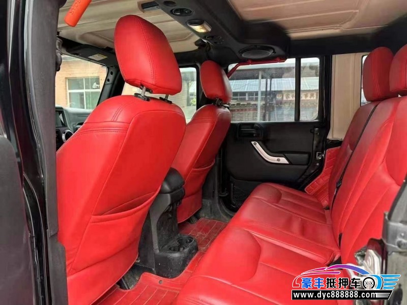 16年Jeep牧马人轿车抵押车出售