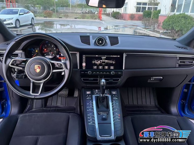 19年保时捷Macan迈凯轿车抵押车出售
