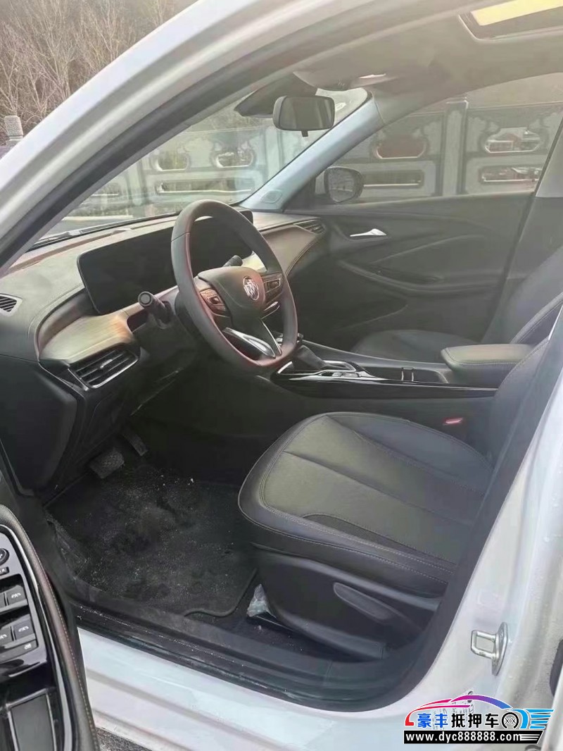 23年别克威朗轿车抵押车出售