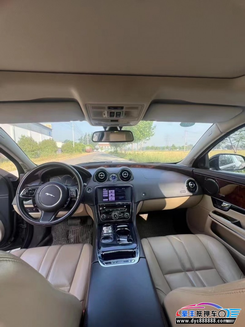 13年捷豹XJL轿车抵押车出售