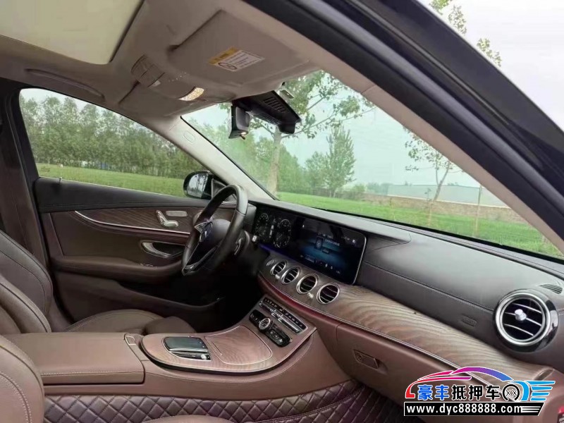 23年奔驰E轿车抵押车出售