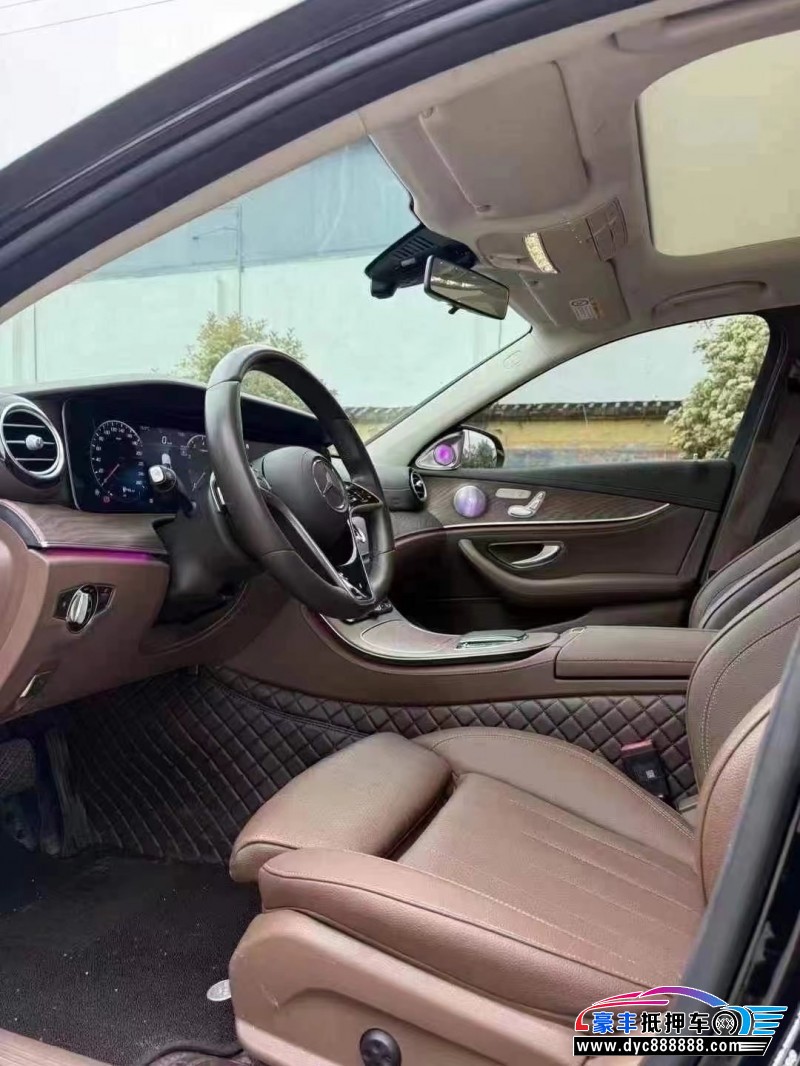 23年奔驰E轿车抵押车出售