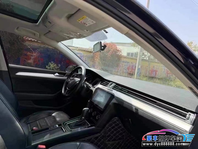 21年大众迈腾轿车抵押车出售