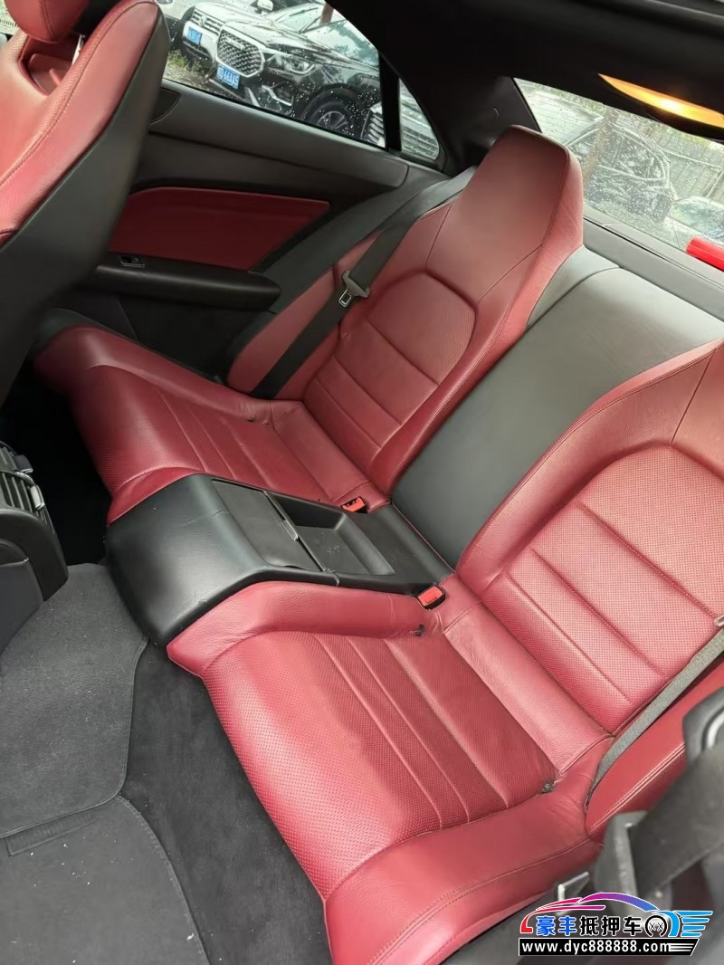 15年奔驰E轿车抵押车出售