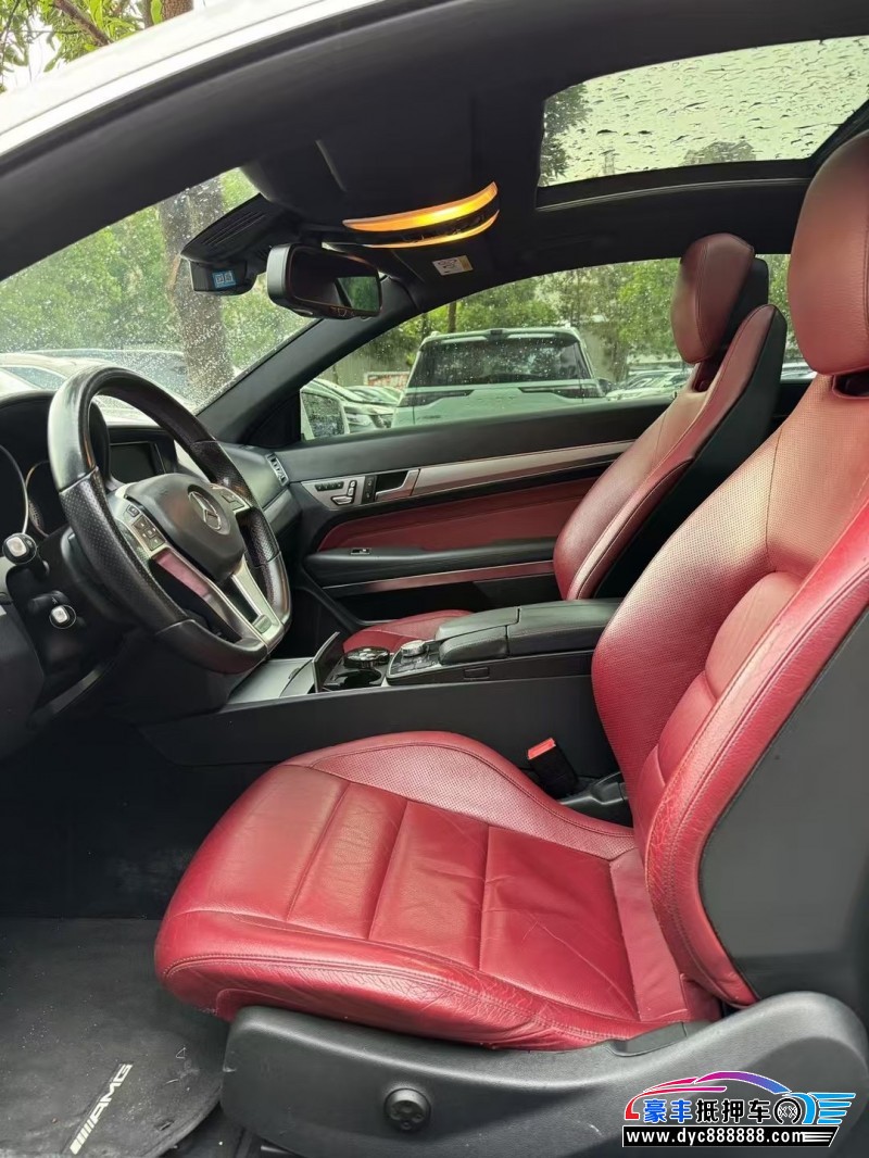 15年奔驰E轿车抵押车出售