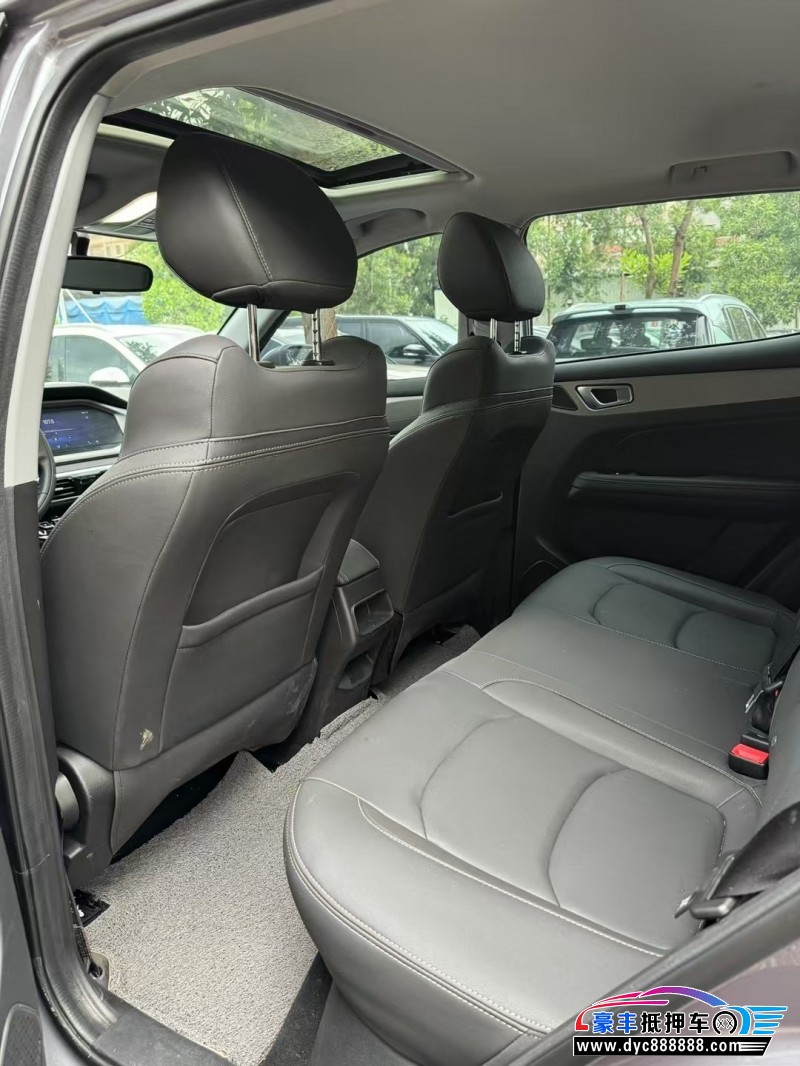 24年凯翼炫界轿车抵押车出售