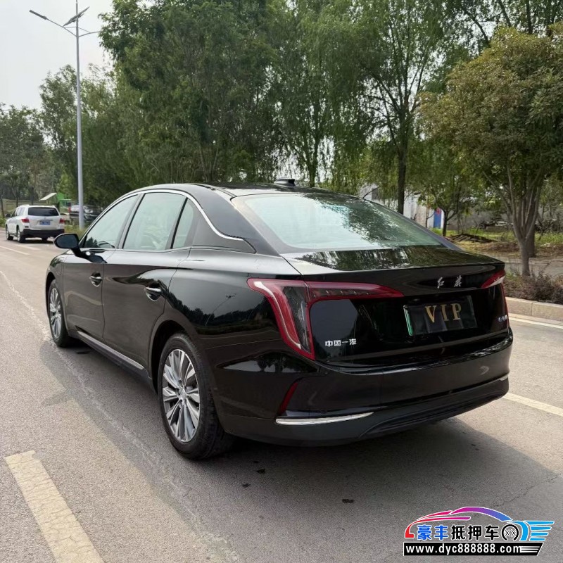 25年红旗EQM5轿车抵押车出售