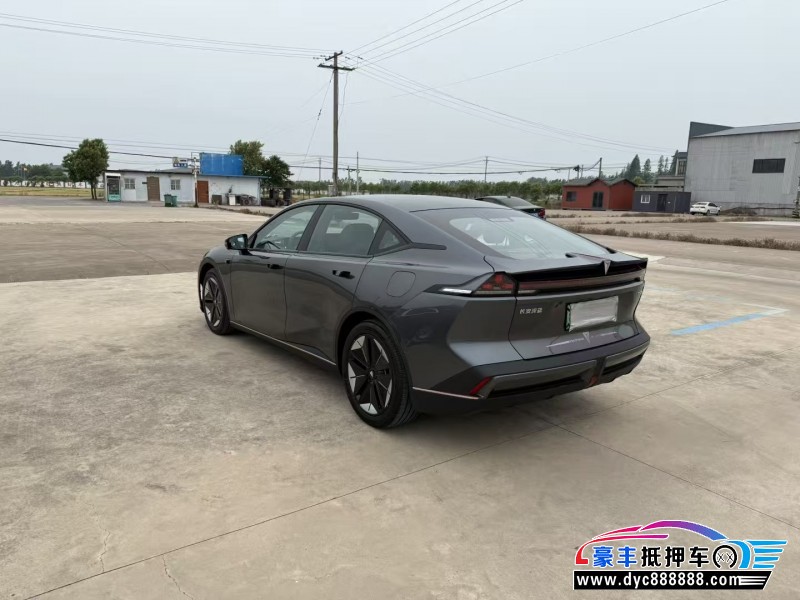 23年长安深蓝SL03轿车抵押车出售