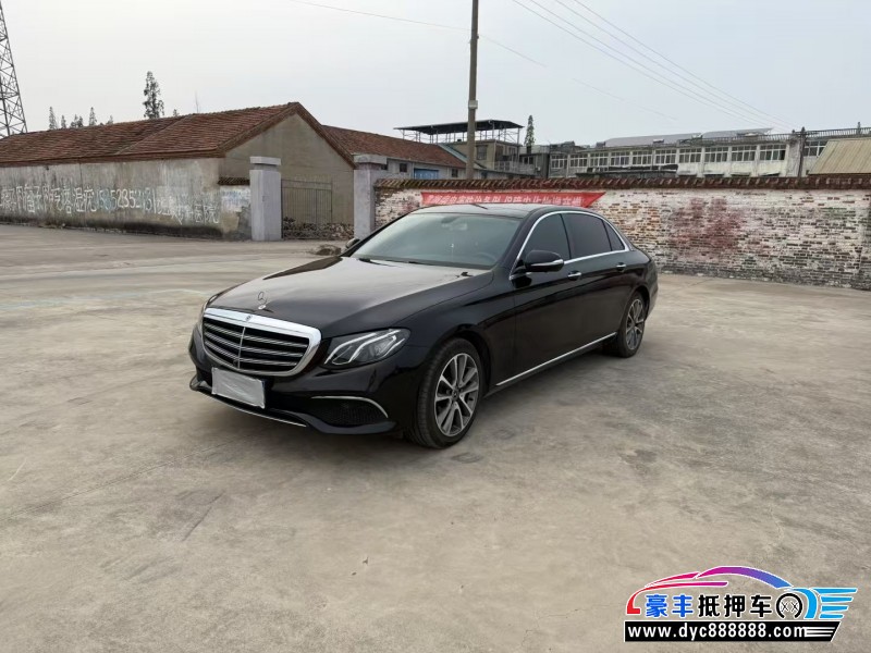 18年奔驰E轿车抵押车出售