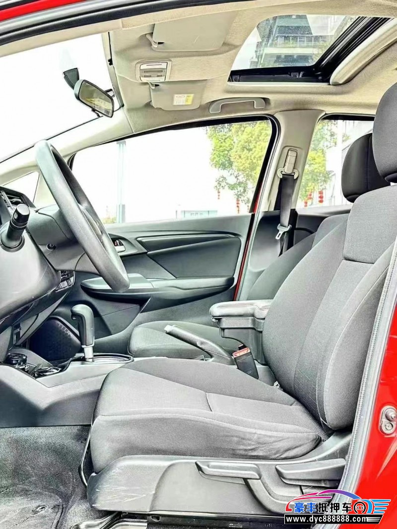 18年本田飞度轿车抵押车出售