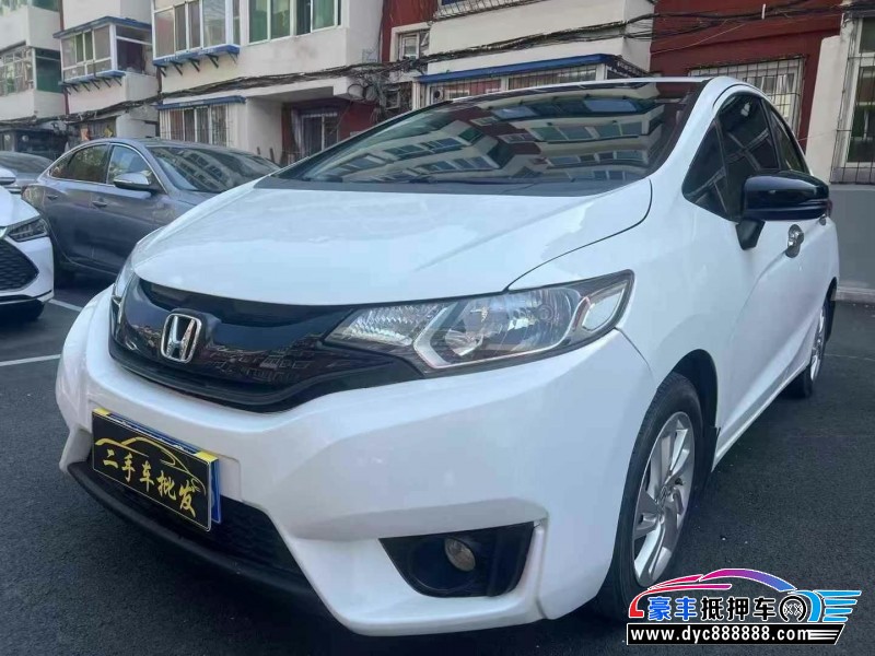 17年本田飞度轿车抵押车出售