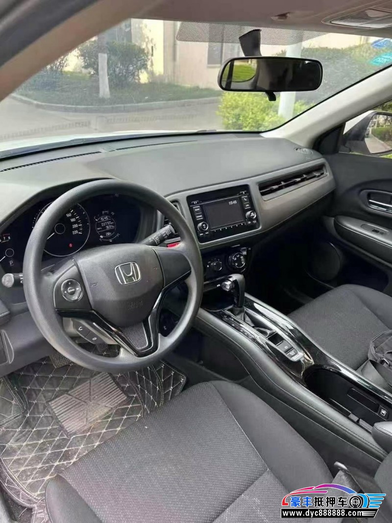 18年本田缤智轿车抵押车出售