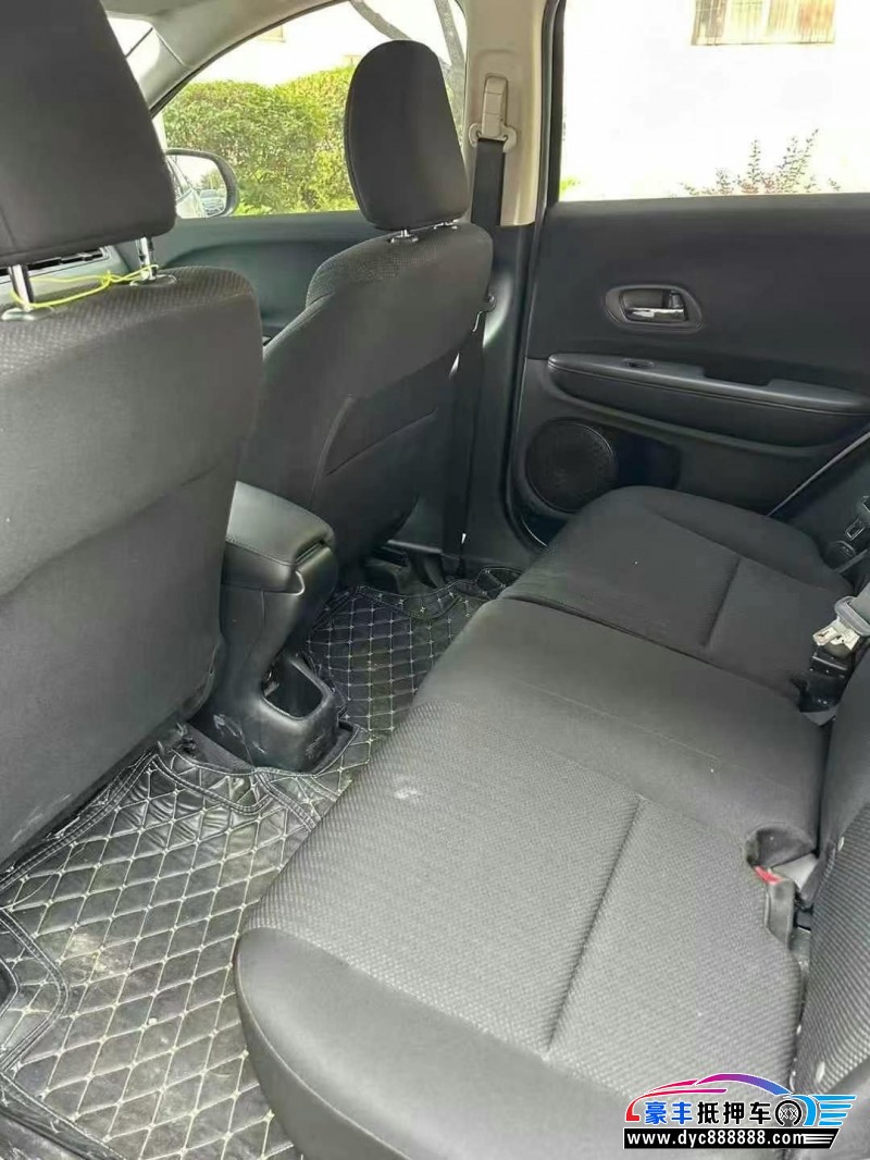 18年本田缤智轿车抵押车出售