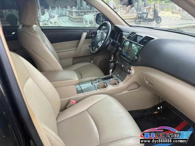 13年丰田汉兰达轿车抵押车出售