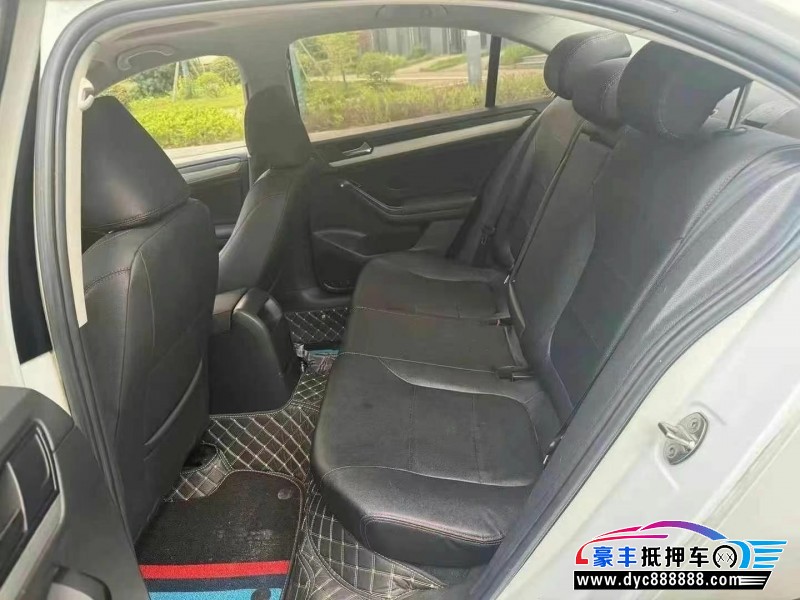 19年大众速腾轿车抵押车出售