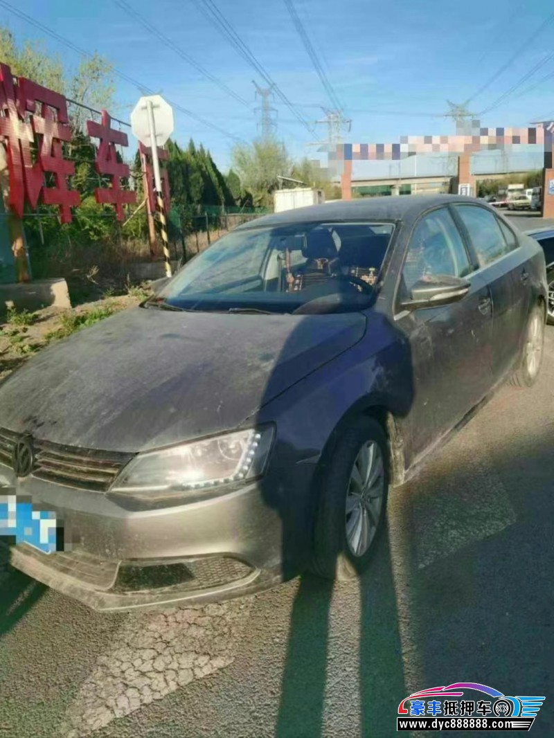 14年大众速腾轿车抵押车出售