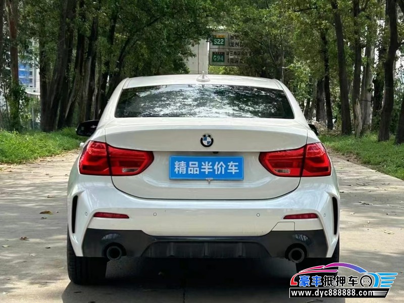 21年宝马1系轿车抵押车出售