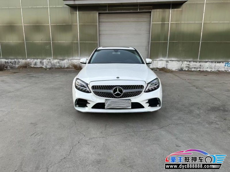 19年奔驰C轿车抵押车出售