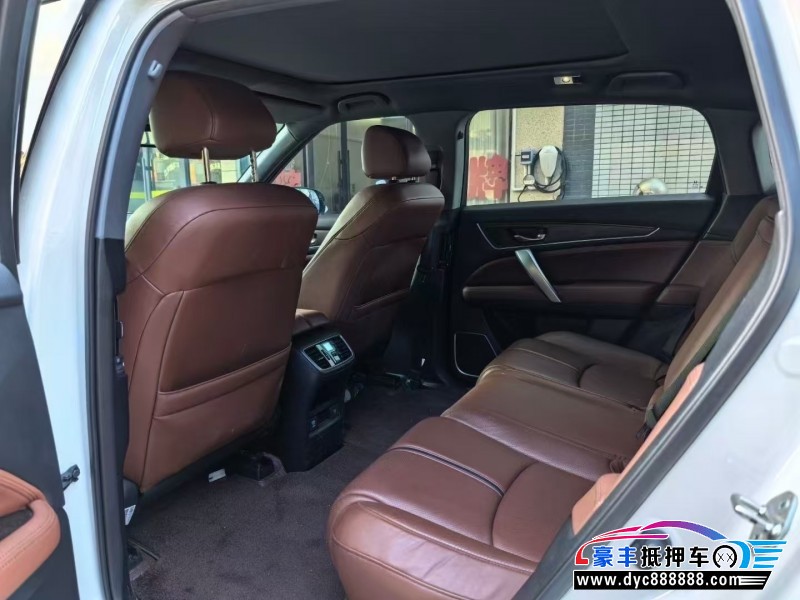 21年本田UR-V轿车抵押车出售