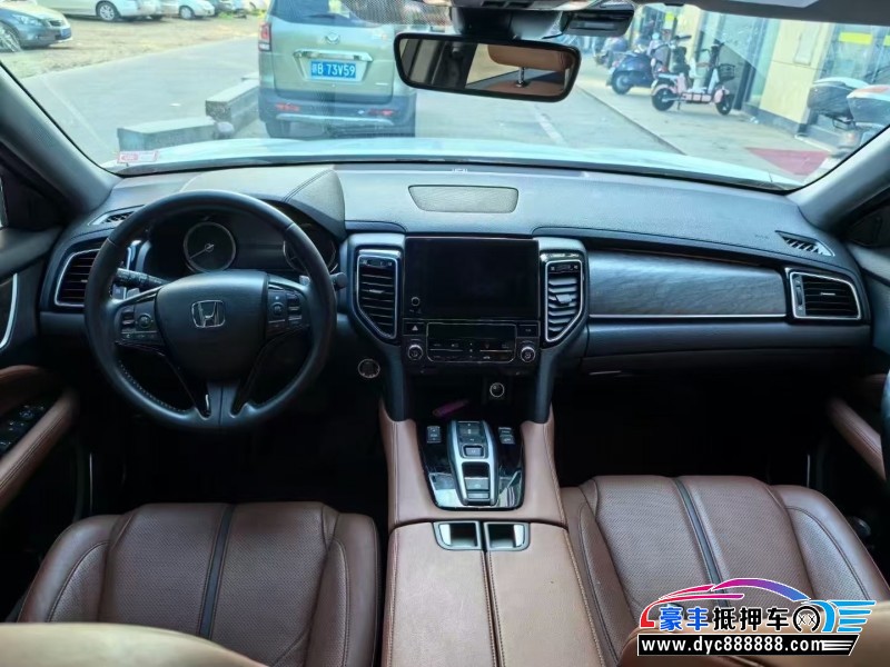 21年本田UR-V轿车抵押车出售