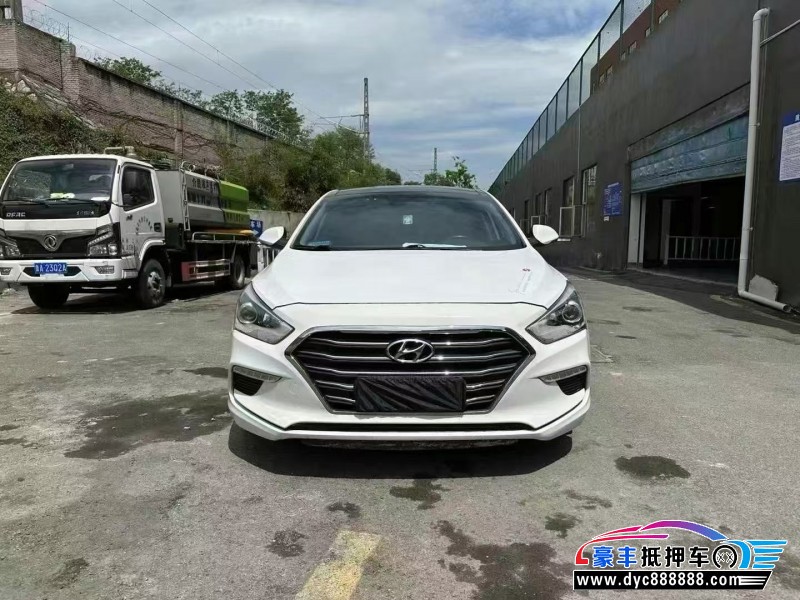 18年现代名图轿车抵押车出售