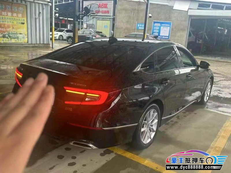 22年本田雅阁轿车抵押车出售