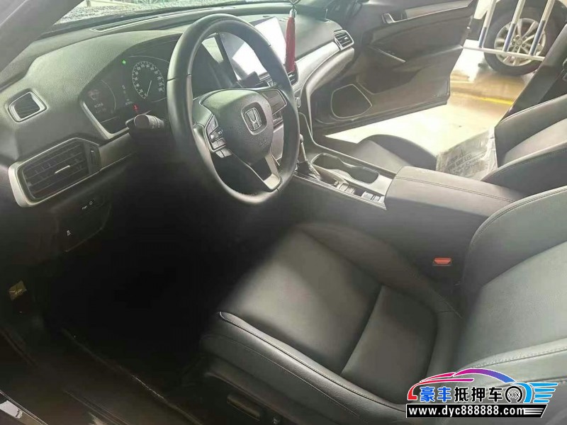 22年本田雅阁轿车抵押车出售