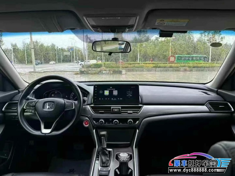 22年本田雅阁轿车抵押车出售