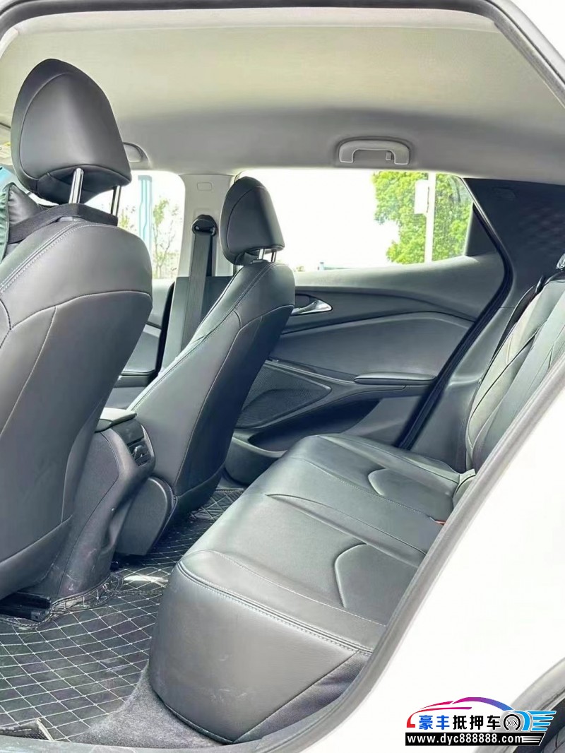 24年雪佛兰畅巡轿车抵押车出售