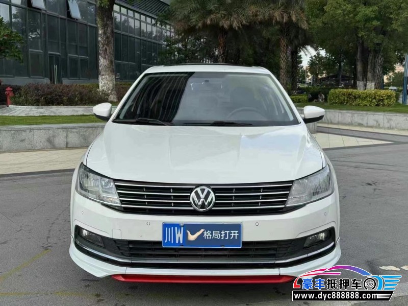 抵押车出售18年大众朗逸轿车