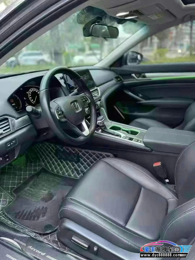 22年本田雅阁轿车抵押车出售