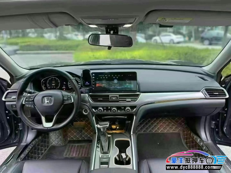 22年本田雅阁轿车抵押车出售