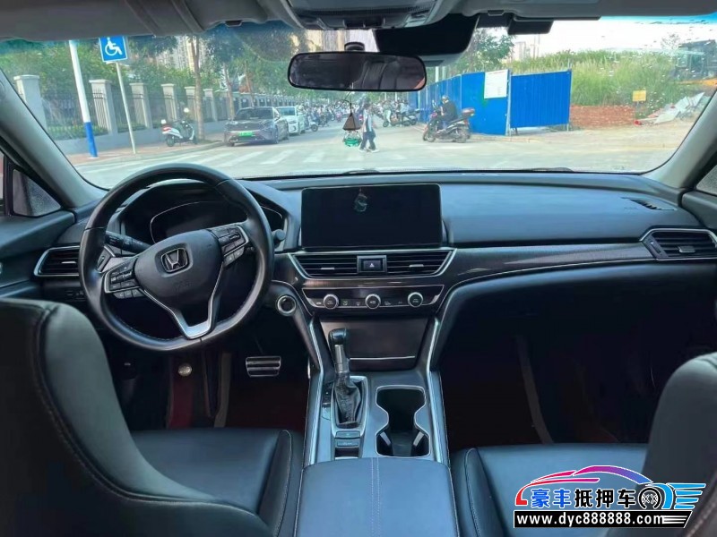 22年本田雅阁轿车抵押车出售