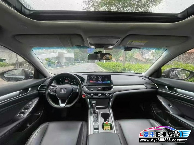 22年本田雅阁轿车抵押车出售