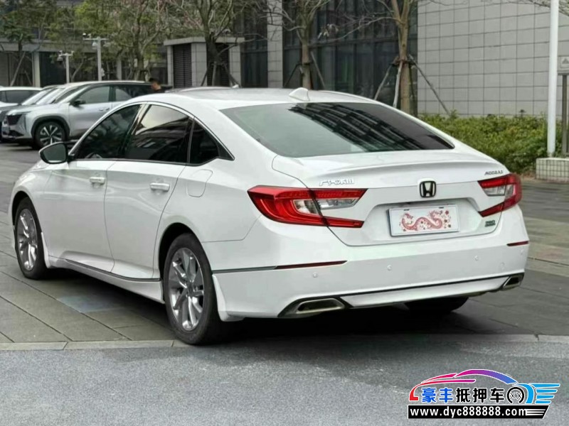 21年本田雅阁轿车抵押车出售