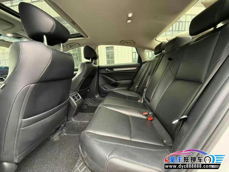 21年本田雅阁轿车抵押车出售