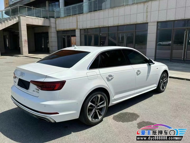 19年奥迪A4L轿车抵押车出售