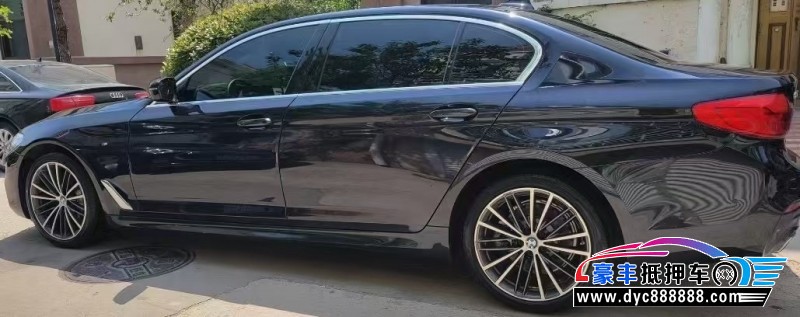 20年宝马5系轿车抵押车出售