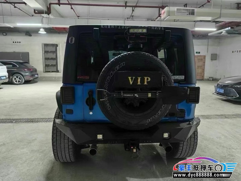 14年Jeep牧马人轿车抵押车出售