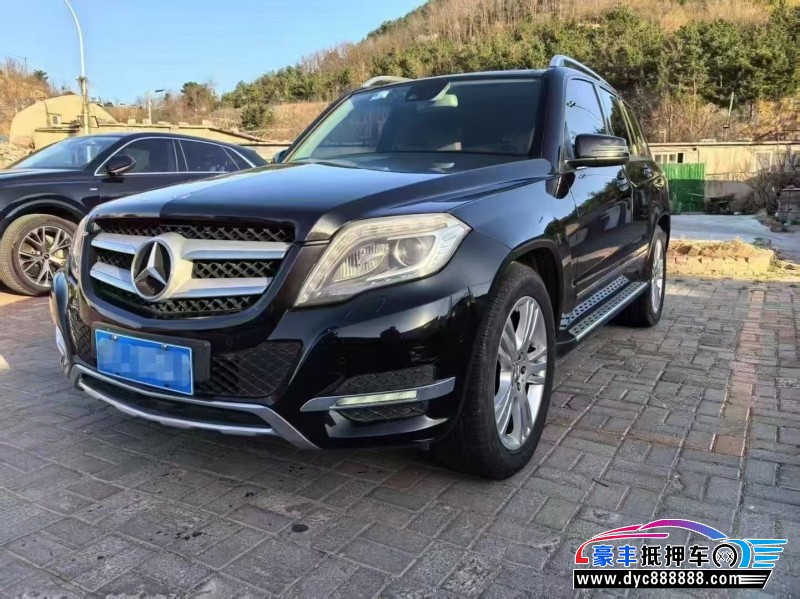13年奔驰GLK轿车抵押车出售