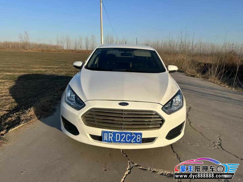 18年福特福睿斯轿车抵押车出售