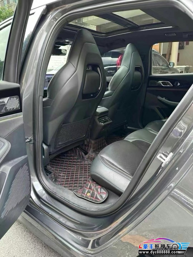 22年领克03轿车抵押车出售