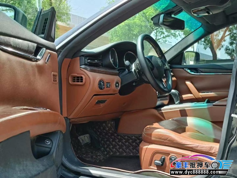 14年玛莎拉蒂总裁轿车抵押车出售