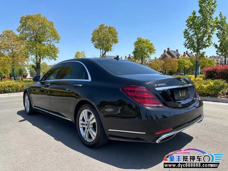 19年奔驰S轿车抵押车出售