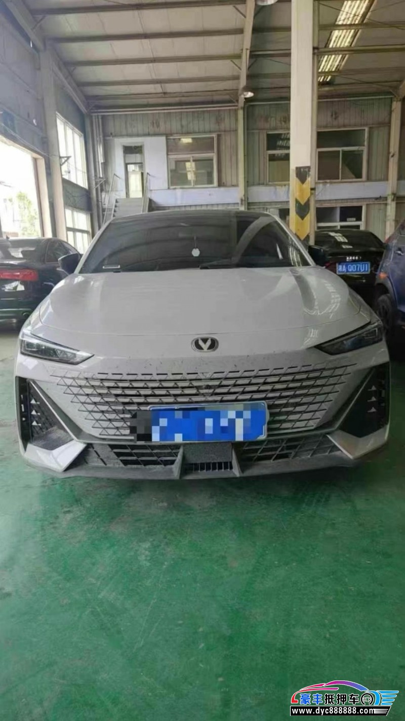 24年长安长安UNI轿车抵押车出售