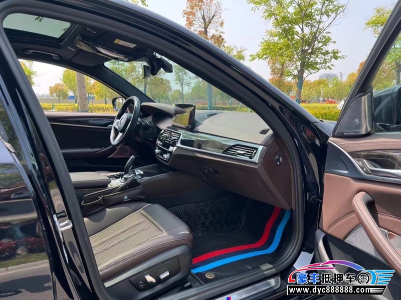 22年宝马5系轿车抵押车出售